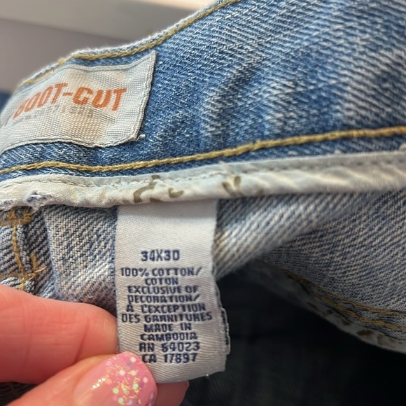 Old Navy Vintage Bootcut Embroidered Birds Distressed Button Fly Jeans Size 34 - Picture 11 of 12